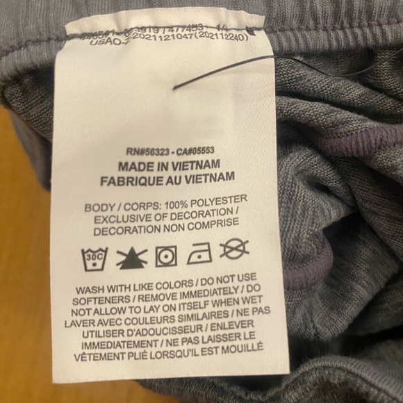 Nike Men’s Yoga Unlined Standard Fit Gray Athletic Shorts Pockets New large - Picture 10 of 15